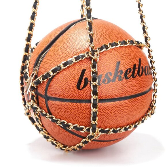 FREE THROW BASKETBALL SHAPE CLUTCH BAG-BROWN - Picture 1 of 5